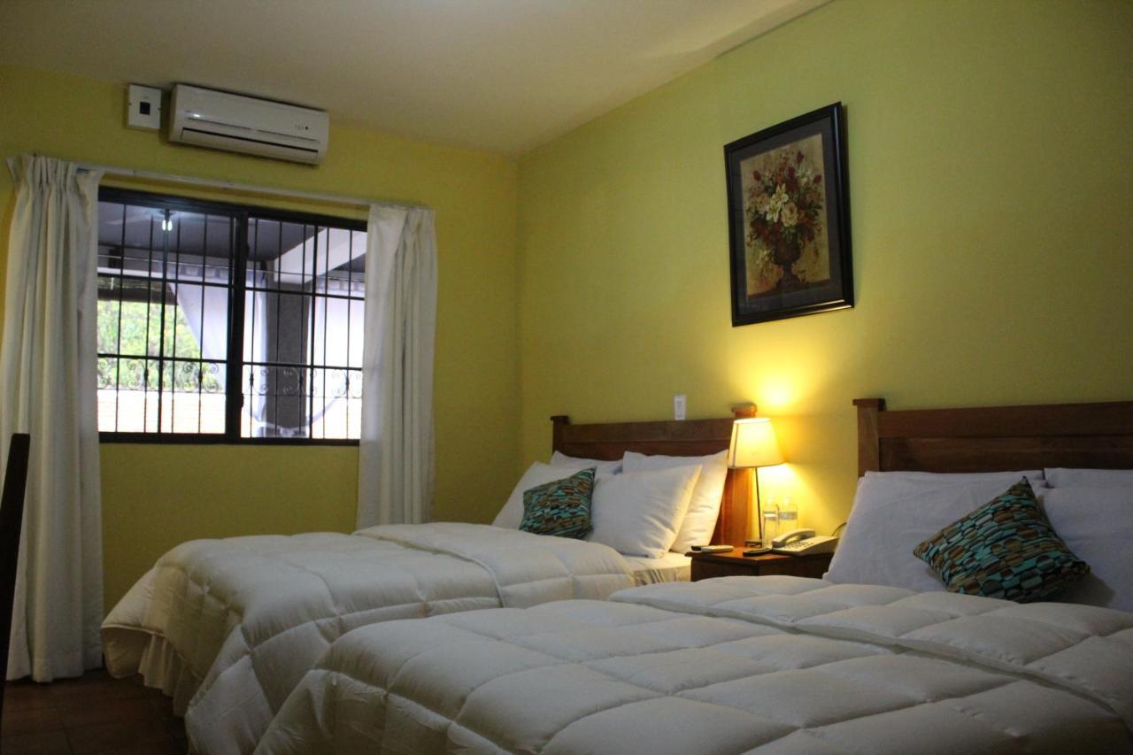 Hotel Villa Antigua San Salvador Extérieur photo