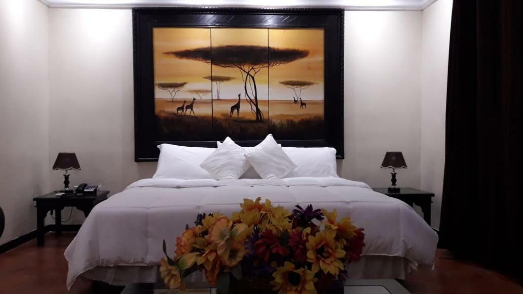 Hotel Villa Antigua San Salvador Extérieur photo