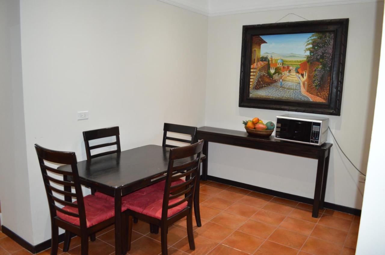 Hotel Villa Antigua San Salvador Extérieur photo